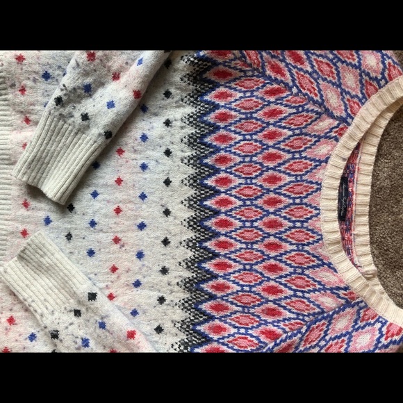 Sweater - Picture 5 of 6